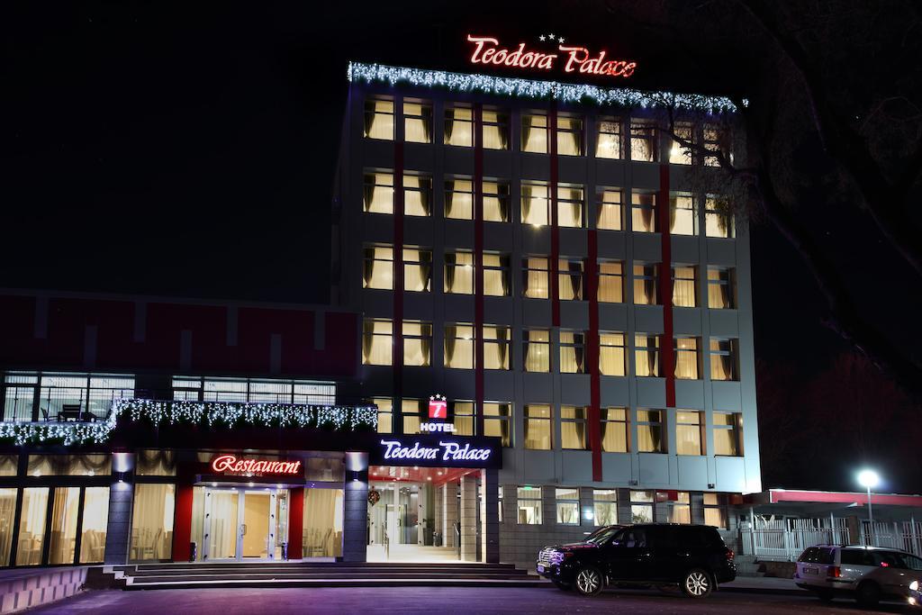 Teodora Palace Hotel Ruse Eksteriør bilde
